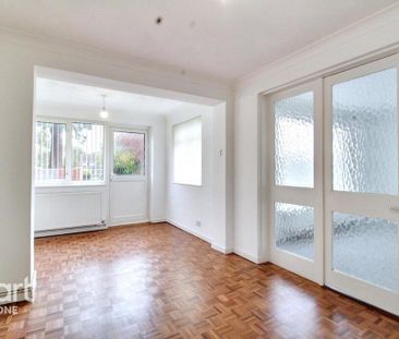 4 bedroom detached house to rent - Photo 3