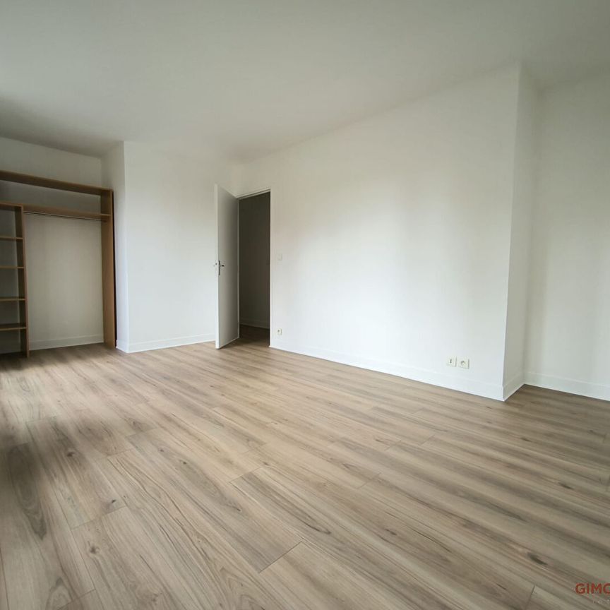 Location Maison 7 pièces 195m² - Photo 1