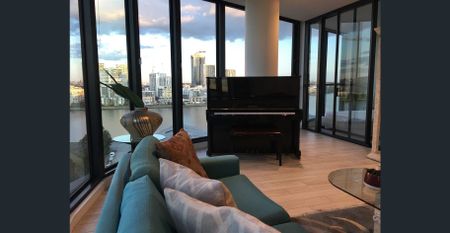 MODERN 3 BEDROOM APARTMENT WITH WATER VIEW FOR LEASE - Photo 2