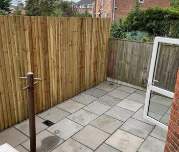 1 Bedroom Apartment To Let - Photo 4