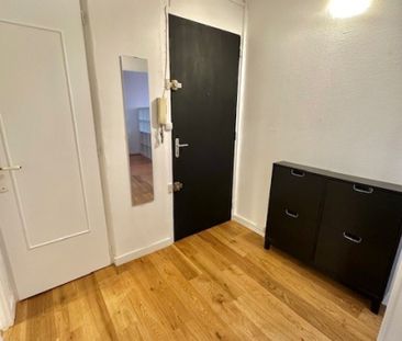 Quartier LES ESSARTS - 38 Rue des Essarts Bron - T3 Meublé de 54.40m2 - Photo 2