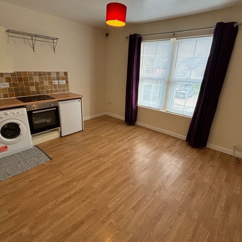 Swindon Road, Stratton St. Margaret, SWINDON - Photo 1