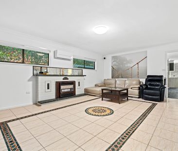 Spacious Five Bedroom Family Home in Springfield - Photo 1