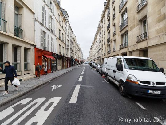 Logement à Paris, Location meublée - Photo 1