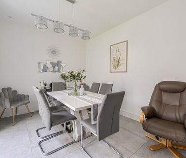 4 bedroom semi-detached house to rent - Photo 2