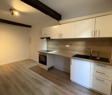Location Appartement 2 pièces 31m² CASTELNAUDARY 11400 - Photo 2
