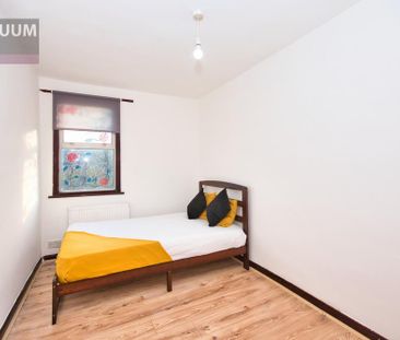 5 bedroom terraced house to rent - Photo 5