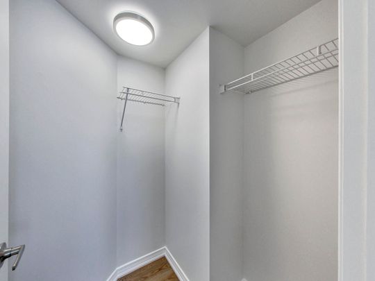 For Lease - 9 George Street Unit# 2204, Brampton, Ontario - Photo 1