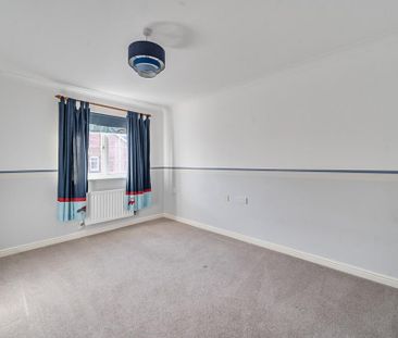 4 bedroom detached house to rent - Photo 5