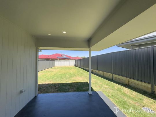 1/36 Wattle Street, Kootingal - Photo 1