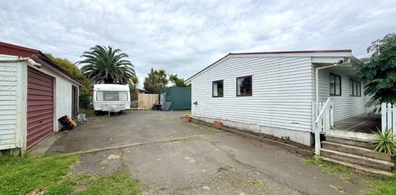 Country Atmosphere With Convenience Accessibility - Photo 2