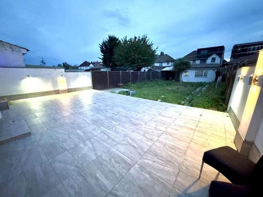 Heston Road, Hounslow, TW5 - Photo 1