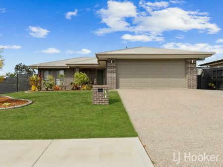 17 Bradman Way, URANGAN - Photo 5