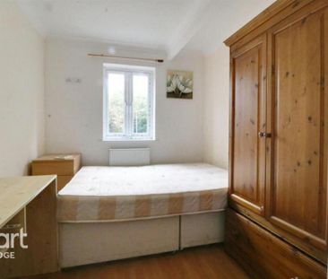 5 bedroom terraced house to rent - Photo 4