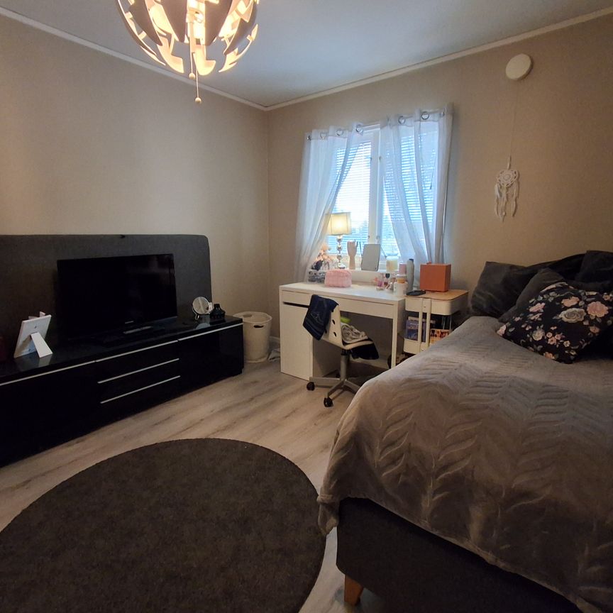 Hullsjögatan 16 - Foto 1