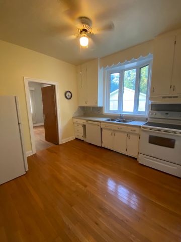 For Lease - 199 Barnardo Avenue, Peterborough North, Ontario - Photo 4