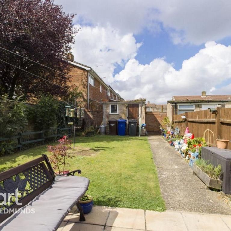 3 bedroom terraced house to rent - Photo 1