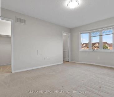 110 EXPEDITION CRESCENT - Photo 6