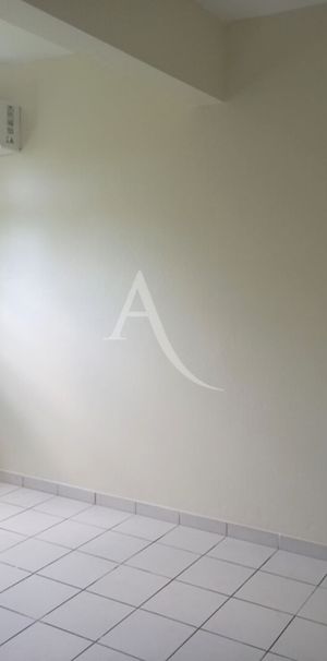 Location Appartement 22.04m² 1 pièce Fort de france - Photo 1