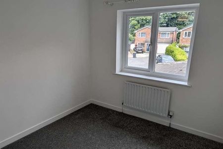 Lawson Close, Woolston, Warrington, WA1 - Photo 5