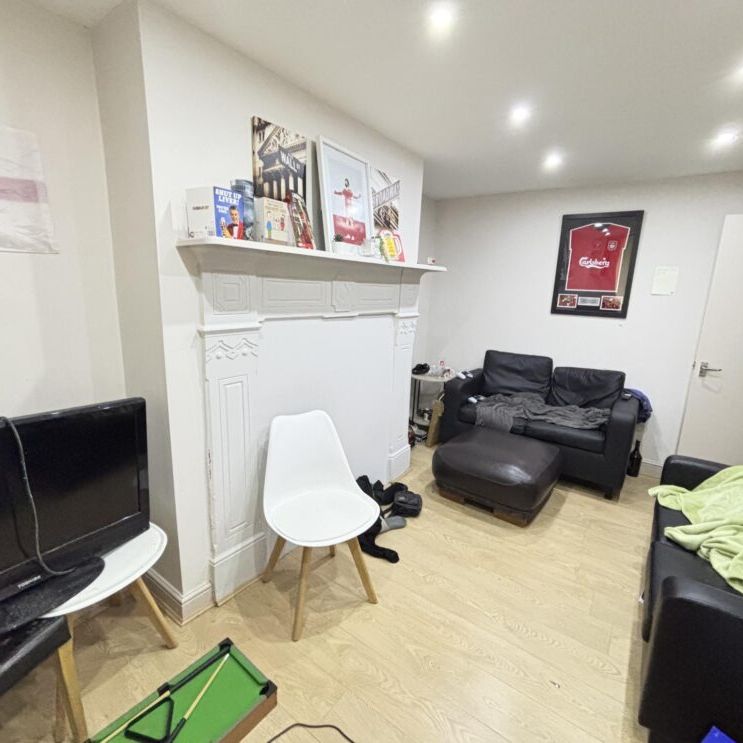 52C St. Michaels Road, Leeds, LS6 3BG - Photo 1