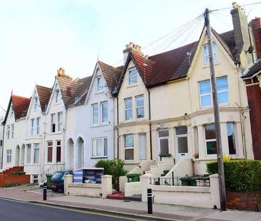 Waverley Road, Southsea, PO5 - Photo 1