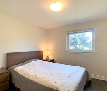 For Lease - 433 Mullen Drive, Vaughan, Ontario - Photo 5