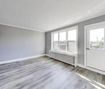 For Lease - 1744 Wilson Avenue Unit# 9, Toronto, Ontario - Photo 3