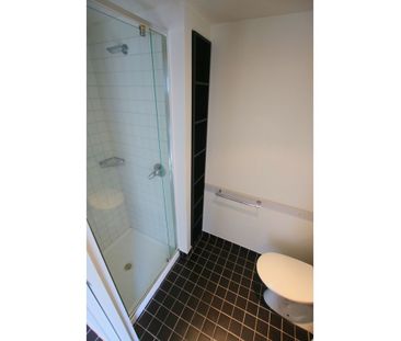Stylish, Furnished Studio Apartment in a Prime Inner-City Location - Photo 1