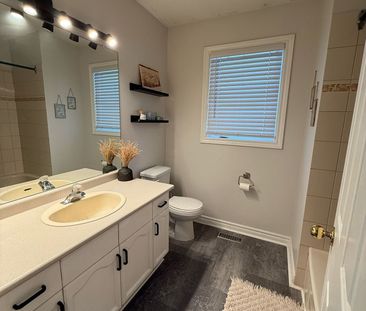 For Lease - 363 Leacock Drive, Barrie, Ontario - Photo 5