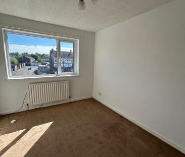 3 bedroom end of terrace house to rent - Photo 5