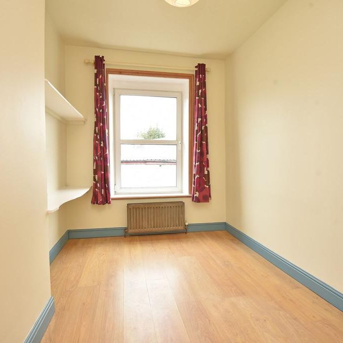 4 bedroom terraced house to rent - Photo 1
