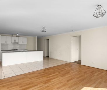 Modern Living - Photo 2