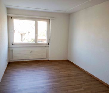 4.5 Zimmer, 90 m², 1. Stock - Photo 3
