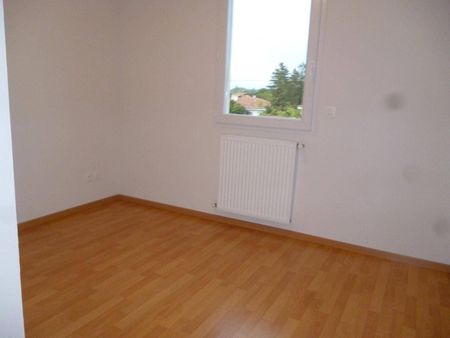 Location appartement récent 4 pièces 83.6 m² à Bourg-de-Péage (26300) 5 - Photo 4