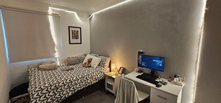 6 Bed - 11 Ancaster Road, Leeds - LS16 5HH - Student - Photo 5