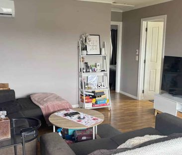 Excellent location - Photo 5