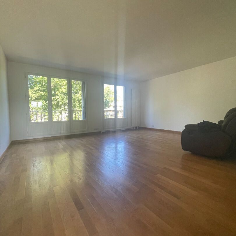 Location Appartement 3 pièces 80m² - Photo 1