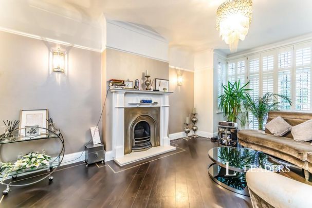 4 bedroom semi-detached house to rent - Photo 1