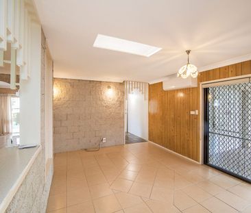 Air Conditioned Family Home - Photo 1