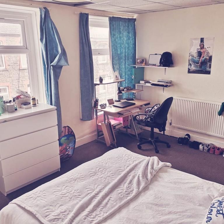 4 bedroom house to rent - Photo 1