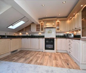 2 bedroom apartment to rent - Photo 4