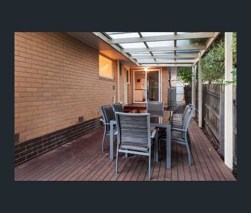 24 Gleeson Drive, Bundoora, Vic 3083 - Photo 6