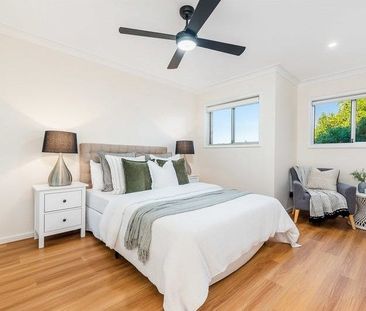 Beautifully Renovated Home in a Highly Sought-After North St Marys ... - Photo 6