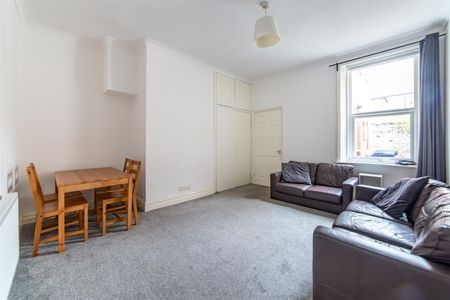 2 bed flat to rent in Thornleigh Road, Newcastle Upon Tyne, NE2 - Photo 2
