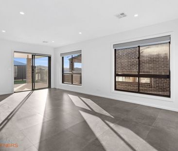 Great Location. - Photo 1