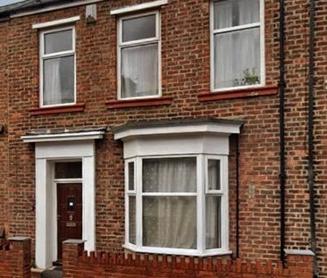 4 bedroom terraced house to rent - Photo 4