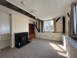 4 bedroom semi-detached house to rent - Photo 1