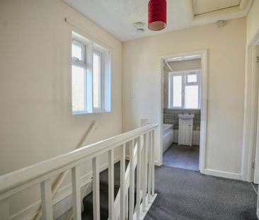 3 bedroom semi-detached house to rent - Photo 2