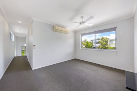 Spacious Family-Friendly Home in Maroochydore&excl; - Photo 5